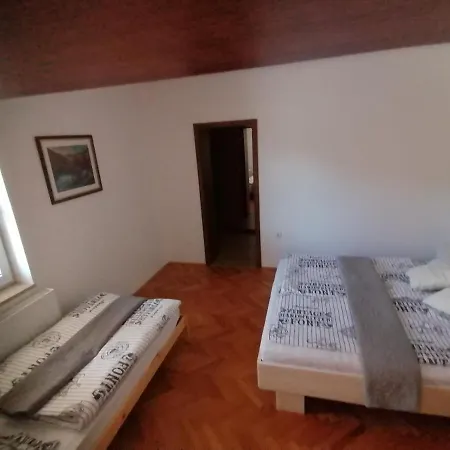 Apartma Ob Savi Apartman *